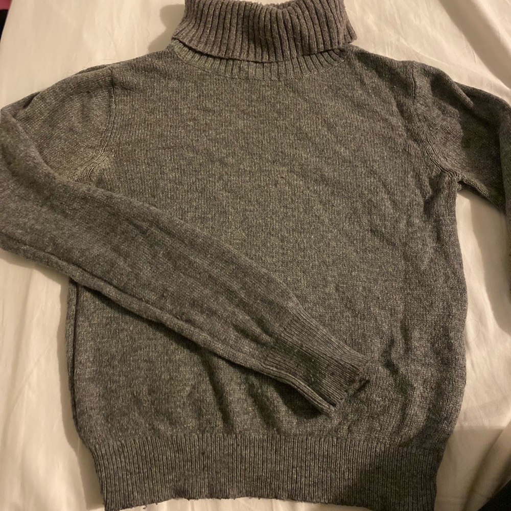 Brandy Melville gray turtleneck sweater